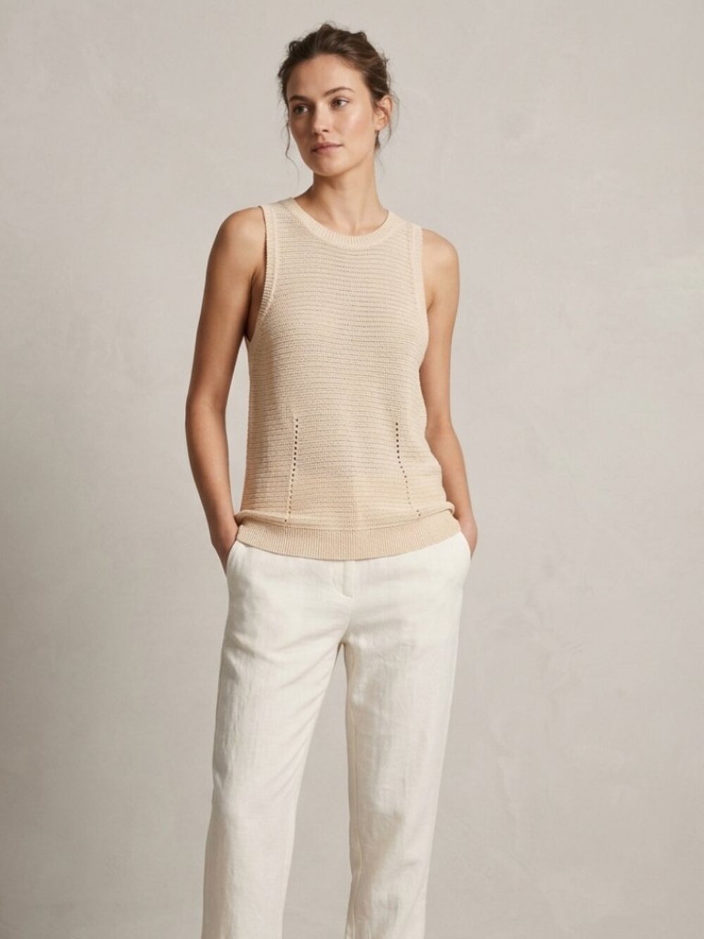 Aritzia Babaton Blush Sleeveless Knit Tunic